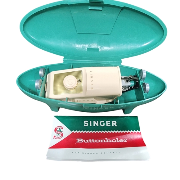 Singer Buttonholer No. 489500 or No. 489510 - Picture 2 of 5